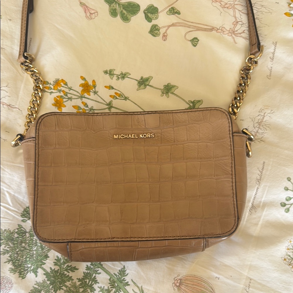 Michael Kors Beige Croc-Embossed Bag with Gold Chain